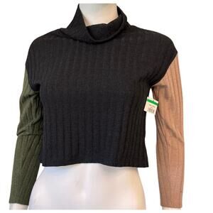 NEW GOOD LUCK GIRL Cropped Knitted Pullover Sweater Size M